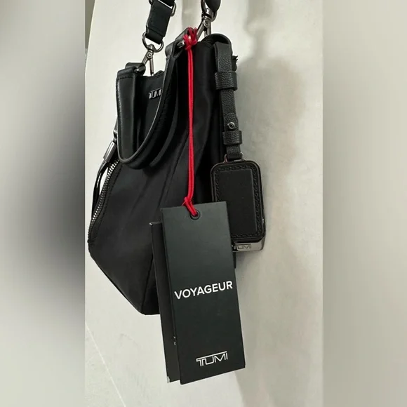 NWT - TUMI Voyageur VALETTA North South Crossbody Bag with Gunmetal Hardware - Picture 3 of 14